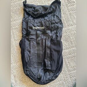 Tropicfeel Cruiser Black Travel Backpack